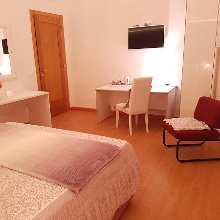 B&B Abatjour - Ambiente Sanificato - Test Antilegionella Assolto Фоджа Екстер'єр фото