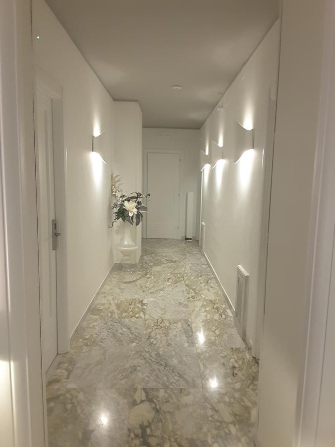 B&B Abatjour - Ambiente Sanificato - Test Antilegionella Assolto Фоджа Екстер'єр фото