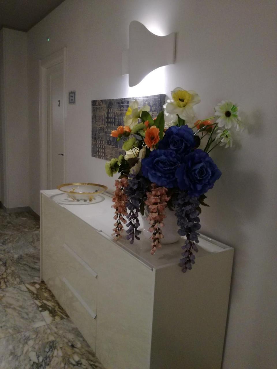 B&B Abatjour - Ambiente Sanificato - Test Antilegionella Assolto Фоджа Екстер'єр фото