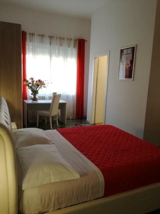 B&B Abatjour - Ambiente Sanificato - Test Antilegionella Assolto Фоджа Екстер'єр фото