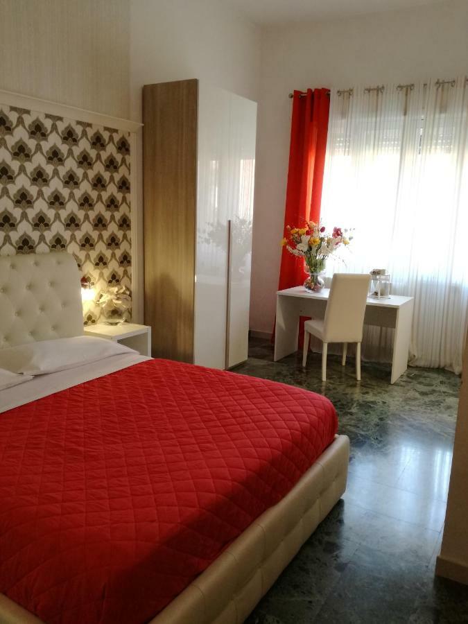 B&B Abatjour - Ambiente Sanificato - Test Antilegionella Assolto Фоджа Екстер'єр фото