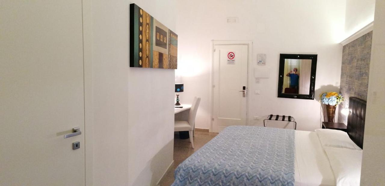 B&B Abatjour - Ambiente Sanificato - Test Antilegionella Assolto Фоджа Екстер'єр фото